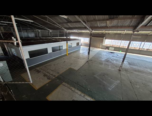 921M² FACTORY TO LET IN ANDERBOLT